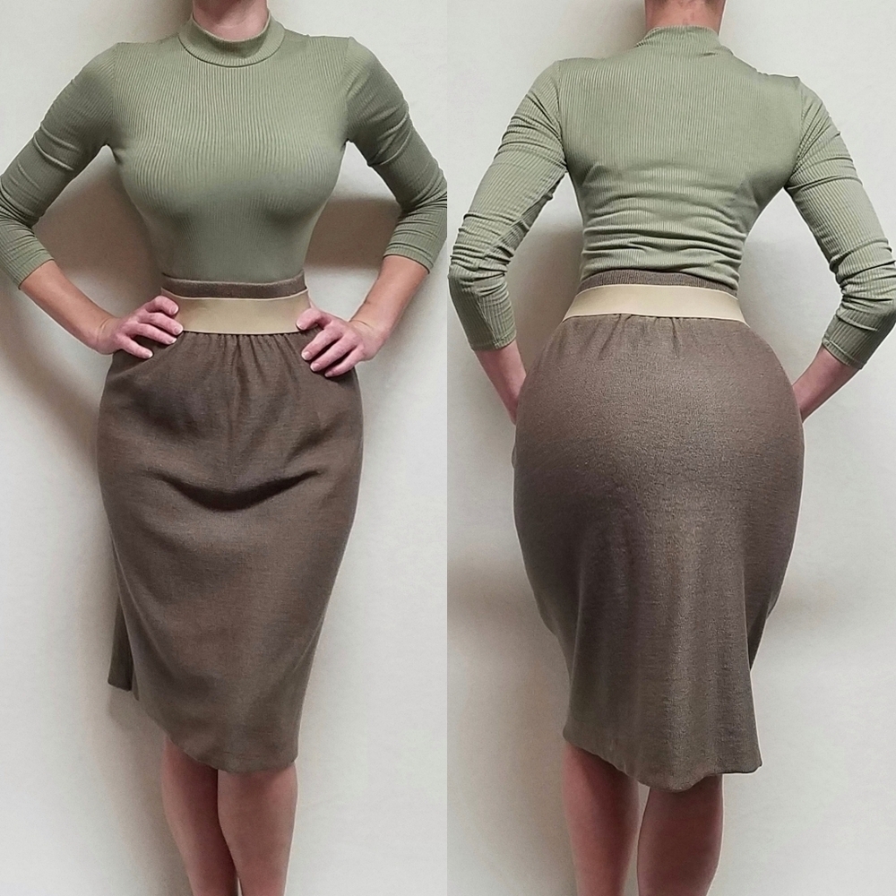 70s Vintage ILGWU Sage Gray Oatmeal Knit High Waist Stretchy Knee Length Skirt